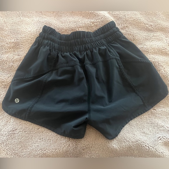 Lululemon shorts - Picture 3 of 4